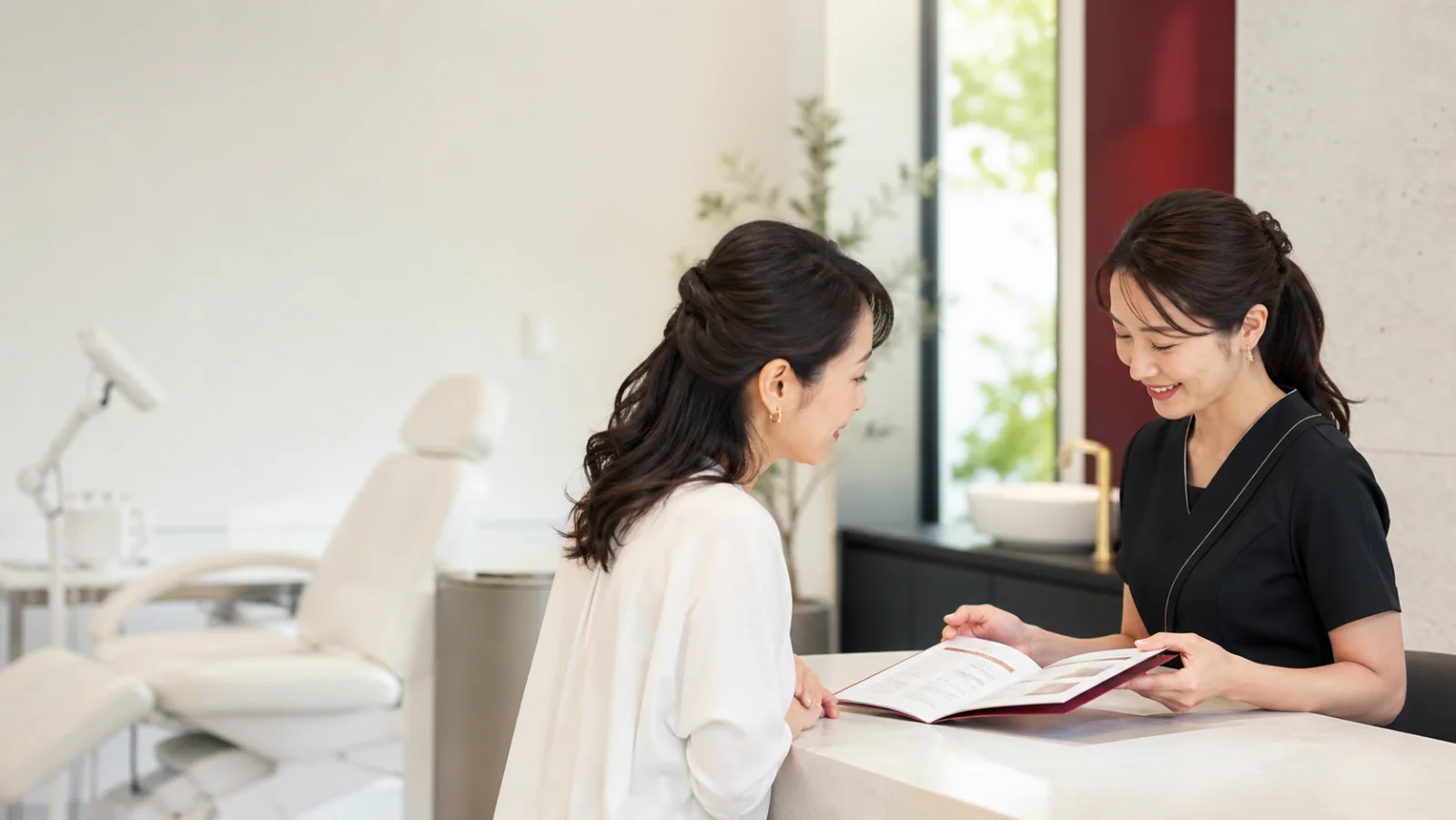 既存のお客様へホワイトニングを提案するには｜追加メニューを自然に案内する設計のイメージ